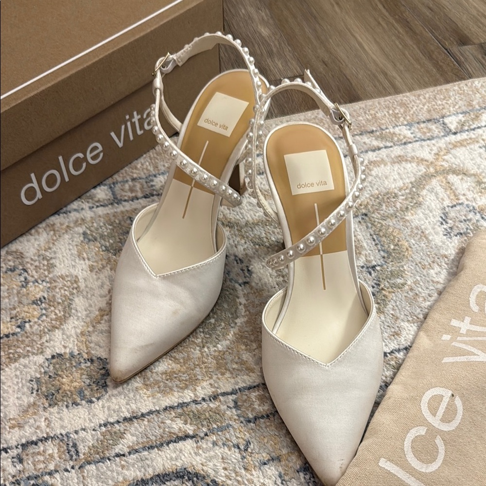 Dolce Vita Kamra Pearl Pump Heels size 7